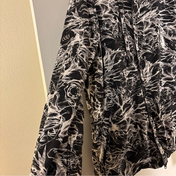 686 Mannual Phantom Insulated Snow Snowboard Jacket InfiDry Mens XL 8k/5k - Picture 4 of 11